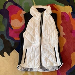 Athleta vest, NWOT, size Large, White and Black